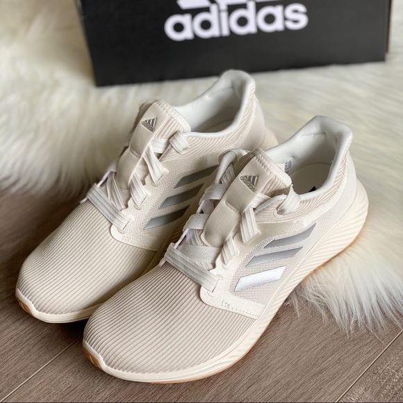 NWT Adidas Edge Lux 3 Women’s Shoes - Picture 2 of 7